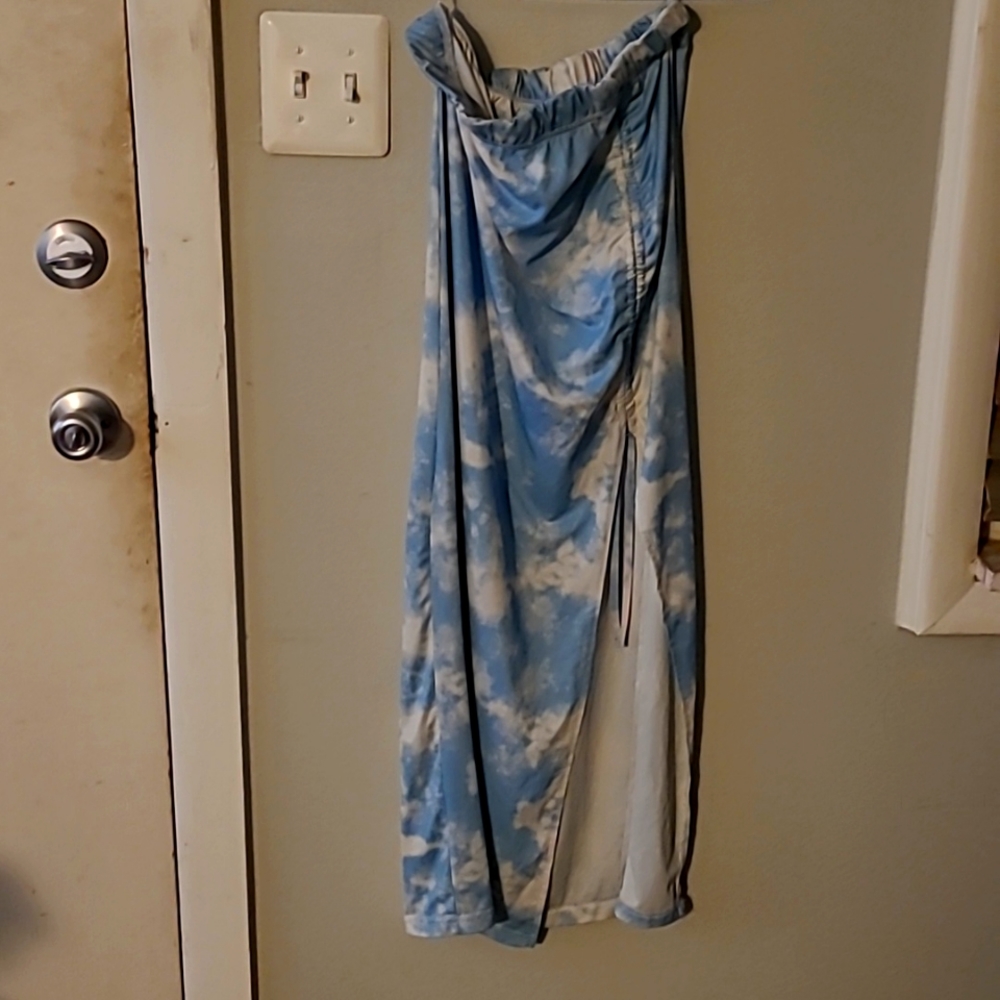 A blue and white sky skirt